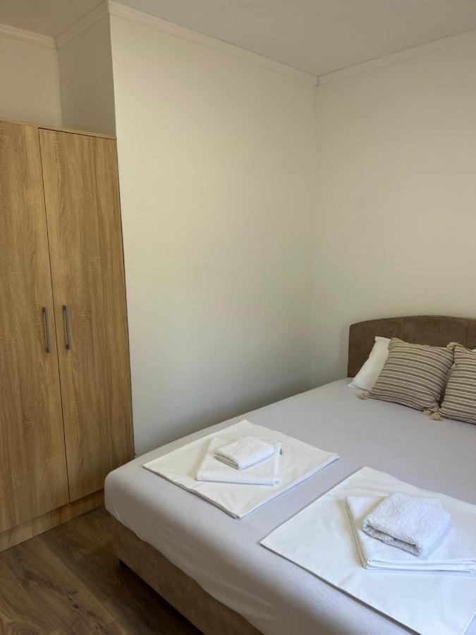 קוטור Hidden Villa Apartments מראה חיצוני תמונה